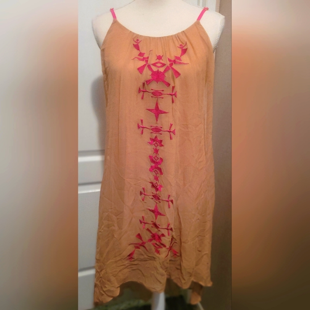 NWT Aryn K high low silk sleeveless dress Size medium
